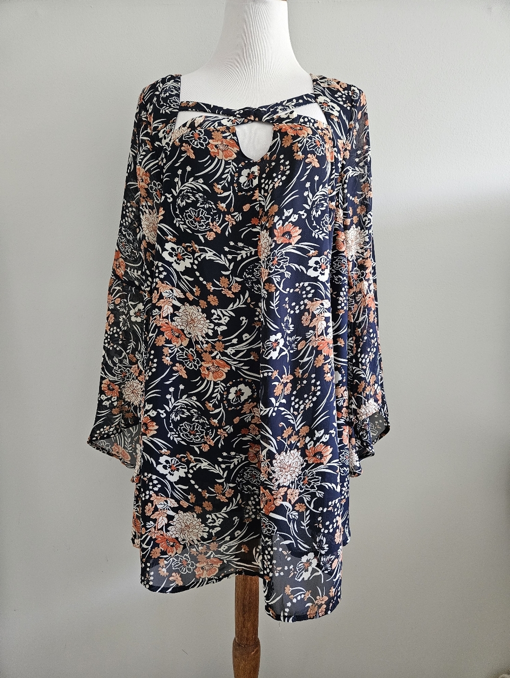 umgee | Navy Floral Keyhole Tunic / Mini Dress